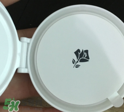 蘭蔻小粉盒適合什么膚質(zhì)？