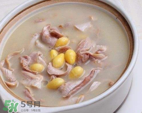 營養(yǎng)在湯里還是肉里？煲湯小訣竅