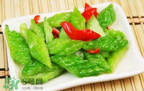什么泡水喝能清熱降火？清熱降火吃什么？