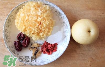 雪蛤能和銀耳一起燉嗎？雪蛤銀耳羹怎么做？