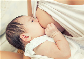 母乳寶寶幾個(gè)月添加輔食？母乳寶寶添加輔食的時(shí)間介紹
