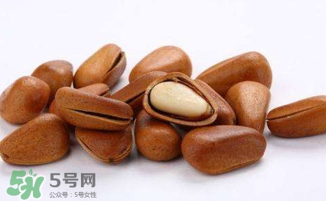 松子不能和什么一起吃？松子什么人不能吃