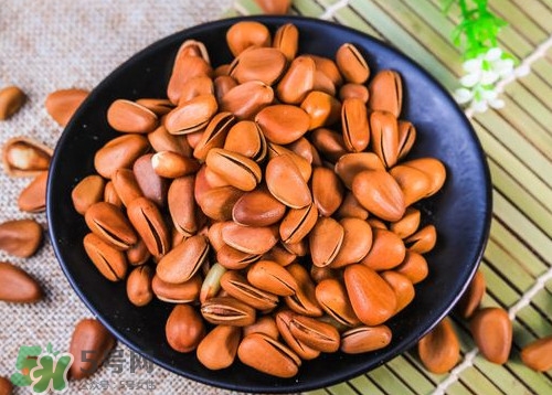 松子一天吃多少粒為宜？松子吃多了有什么壞處