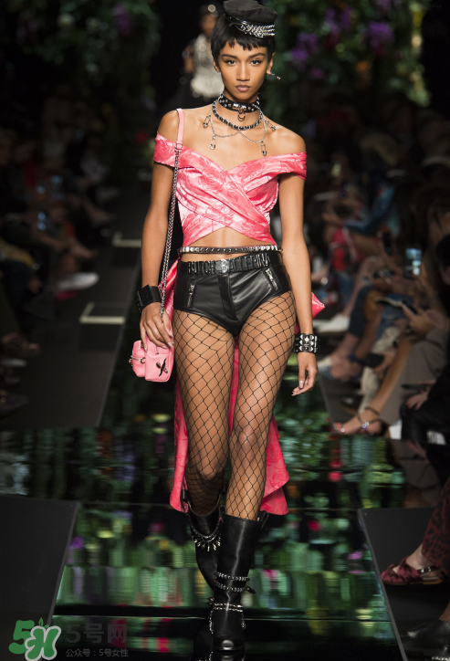 moschino2018春夏系列服裝怎么樣_好看嗎？