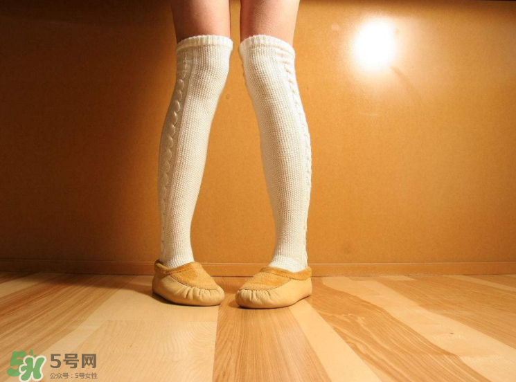 風(fēng)濕會引起發(fā)燒嗎？風(fēng)濕會引起胎停嗎？