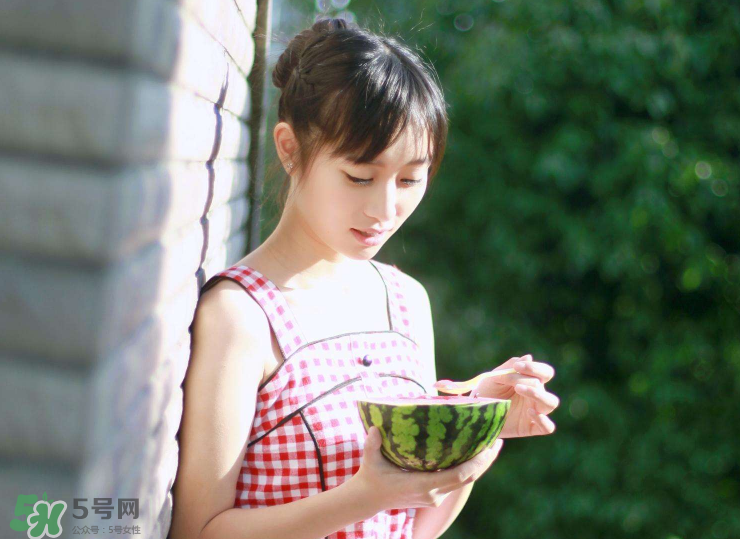 結(jié)膜炎眼睛腫了怎么辦？結(jié)膜炎眼睛紅幾天能好？