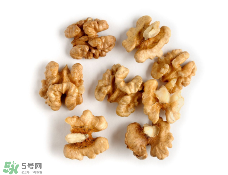 核桃的主要品類有哪些？怎樣正確吃核桃？
