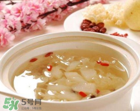 什么食物潤肺止咳？潤肺止咳湯的做法大全 