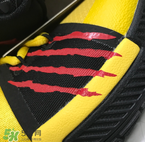 nike kyrie3 mamba mentality怎么樣？歐文3李小龍配色開(kāi)箱測(cè)評(píng)