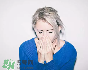 什么藥能治咳嗽？咳嗽分哪幾個(gè)階段？