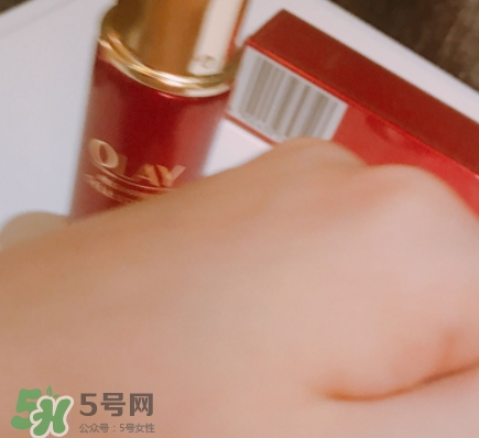olay小臉精華怎么樣？olay玉蘭油臻粹系列小臉精華功效