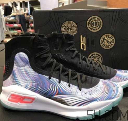 under armour curry 4庫里戰(zhàn)靴中國別注版實物什么樣？