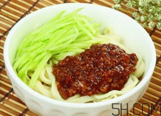 炸醬面用什么醬好？炸醬面可以用甜面醬嗎？