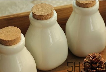早上喝牛奶會(huì)長高嗎？早上喝牛奶會(huì)變白嗎？
