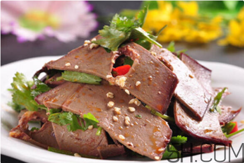 南瓜發(fā)霉了能吃嗎？高血壓不能吃的食物