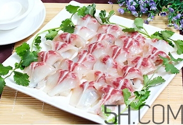 脆肉鯇是淡水魚嗎？脆肉鯇是怎么養(yǎng)殖的？
