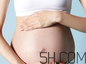 孕晚期肚子疼影響胎兒?jiǎn)?？孕晚期肚子像?lái)月經(jīng)一樣疼