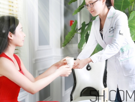 宮外孕會(huì)來(lái)月經(jīng)嗎？宮外孕試紙能測(cè)出嗎