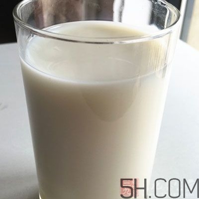 牛奶煮開了還有營養(yǎng)嗎？牛奶可以加熱嗎？