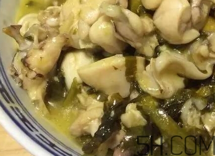 酸菜牛蛙月餅?zāi)睦镉匈u？酸菜牛蛙月餅地址
