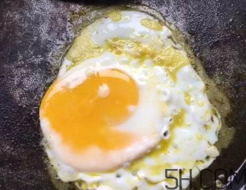 煎雞蛋為什么會有泡沫？炒雞蛋為什么會有泡沫？