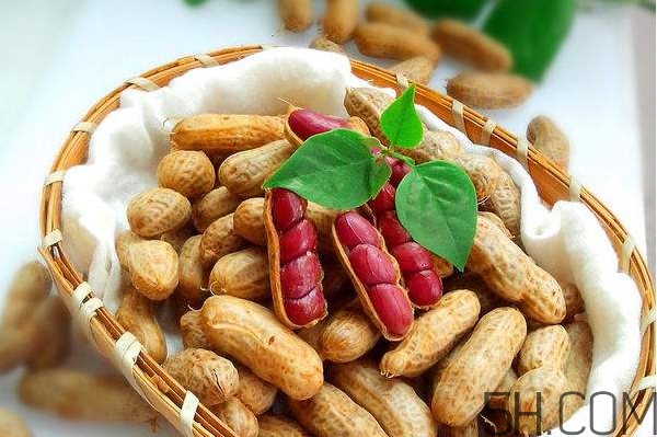 孕婦臨產(chǎn)前的準(zhǔn)備工作有哪些？孕婦吃花生的好處