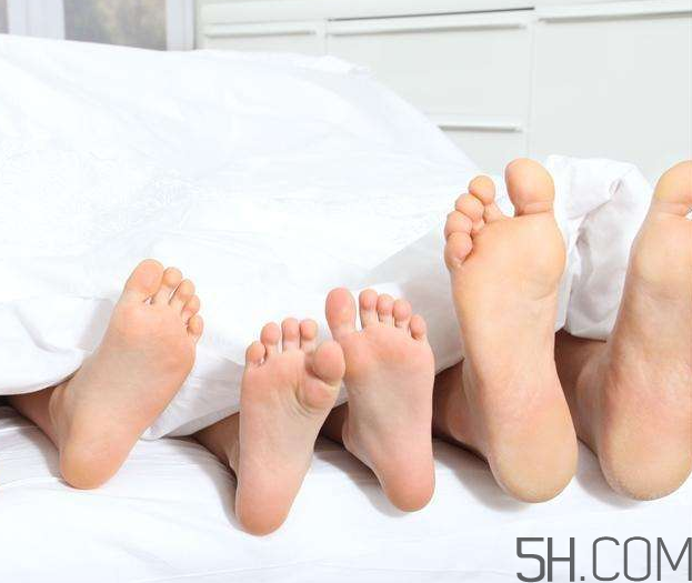 腳氣能用醋泡腳嗎？醋泡腳治腳氣有效嗎？