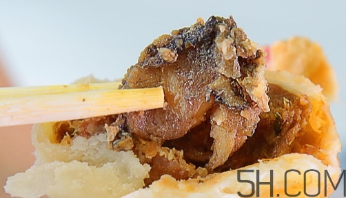 鮑魚鮮肉月餅多少錢？鮑魚鮮肉月餅?zāi)睦镔I？