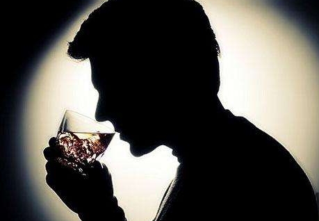 吃偉哥能喝酒嗎？吃偉哥喝酒了有用嗎？