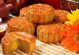 寶寶多大可以吃月餅？寶寶吃月餅會上火嗎？