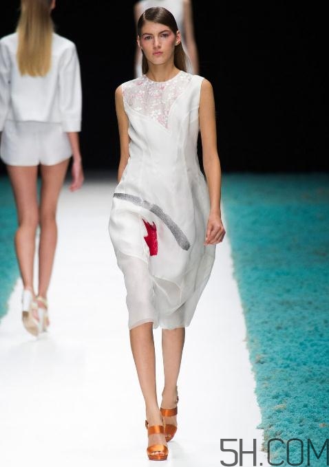 shiatzy chen衣服貴嗎？shiatzy chen服裝價位