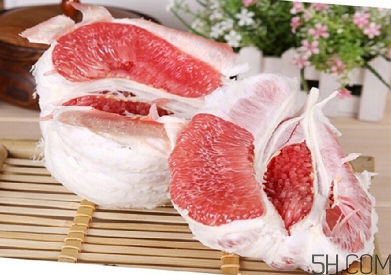 紅心柚子與白肉柚子有什么差別？紅心柚子是轉(zhuǎn)基因嗎？