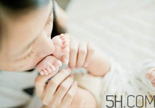 剖腹產(chǎn)后排便困難怎么辦？剖腹產(chǎn)后怎樣快速排便？