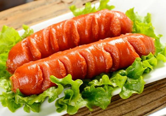 烤腸能用微波爐加熱嗎？烤腸能在微波爐里烤嗎？