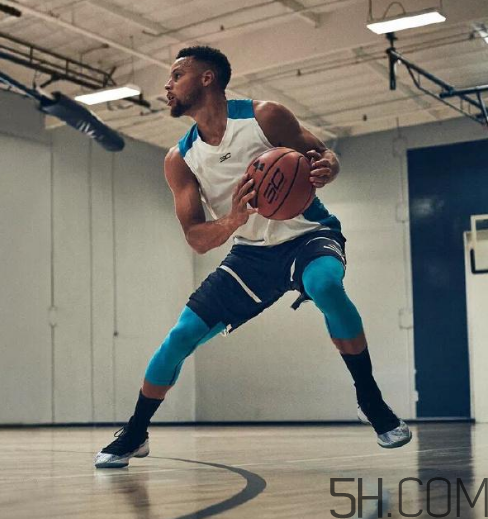 under armour curry 4鞋碼偏小嗎？庫(kù)里第四代戰(zhàn)靴尺碼怎么選？