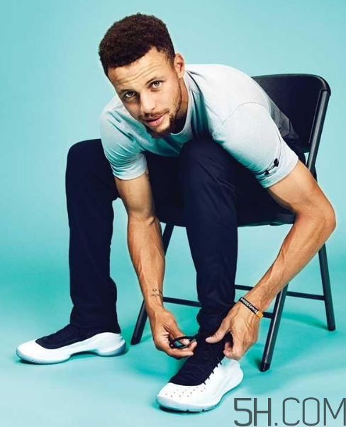 under armour curry 4鞋碼偏小嗎？庫里第四代戰(zhàn)靴尺碼怎么選？