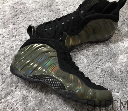nike air foamposite one legion green全息噴什么時候發(fā)售？