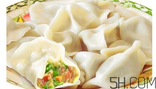 煮餃子開鍋煮皮還是餡？煮餃子蓋不蓋鍋蓋？