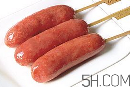 烤腸能用微波爐加熱嗎？烤腸能在微波爐里烤嗎？