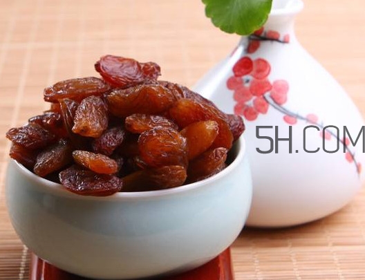 葡萄干有添加劑嗎？葡萄干有酒精嗎