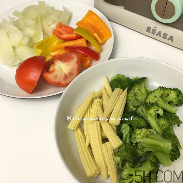 關(guān)于寶寶吃輔食的疑難問(wèn)題，答案在這里