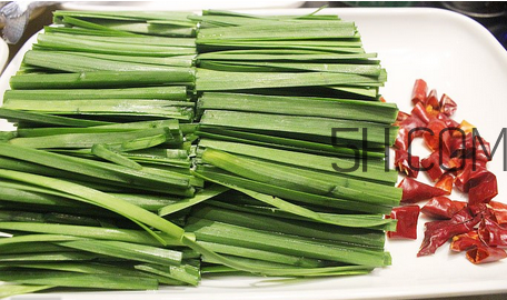 吃韭菜為什么口臭？吃韭菜脹氣怎么緩解？