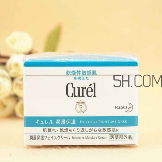 珂潤面霜有酒精味嗎？珂潤面霜是什么氣味的？