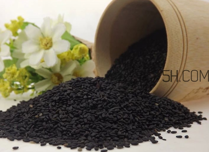 黑芝麻清洗掉色正常嗎？黑芝麻有黑色素嗎？