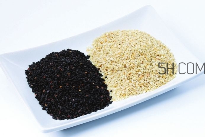 黑芝麻有點(diǎn)苦正常嗎？黑芝麻有保質(zhì)期嗎？