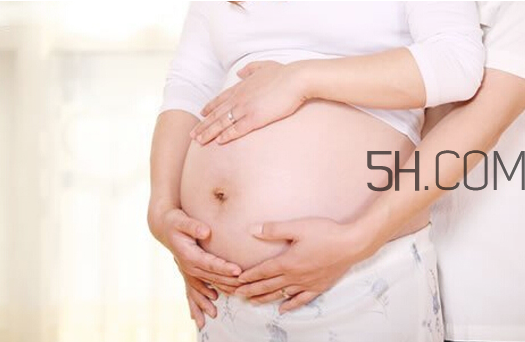 懷孕嘔吐吃什么可以緩解？孕婦哪幾種情況不能隨便摸肚子？