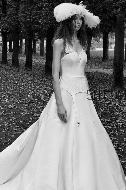 vera wang2018秋季婚紗系列怎么樣_好看嗎？