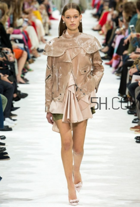 valentino2018春夏系列怎么樣_好看嗎？