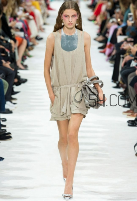 valentino2018春夏系列怎么樣_好看嗎？