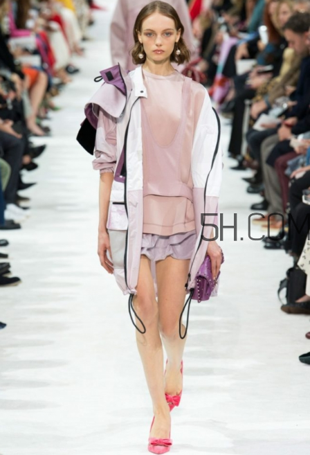 valentino2018春夏系列怎么樣_好看嗎？